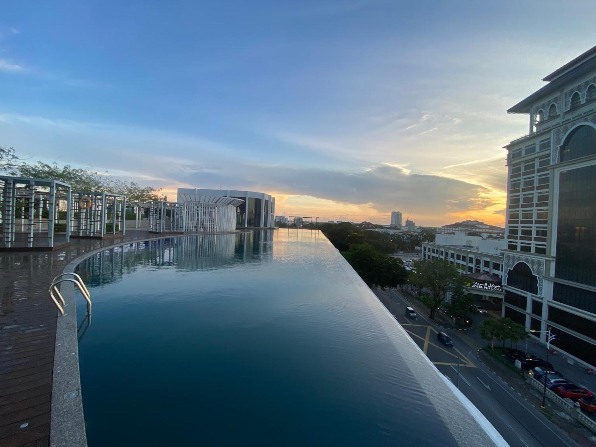 Jsadli Suite Troika Residence 코타바하루 외부 사진